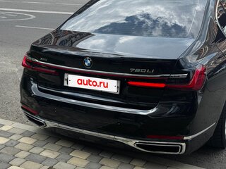 2019 BMW 7 серии Long 740Li xDrive VI (G11/G12) Рестайлинг, чёрный, 6300000 рублей, вид 3