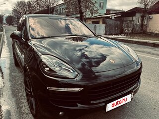 2017 Porsche Cayenne Diesel II Рестайлинг (958), чёрный, 4500000 рублей, вид 2
