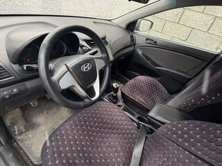 2011 Hyundai Solaris I, серебристый, 430000 рублей, вид 4
