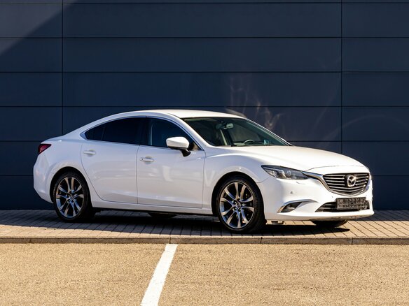 2017 Mazda 6 III (GJ) Рестайлинг, белый, 1545000 рублей - вид 2