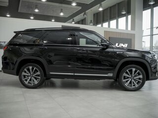 2025 Changan CS95 I Рестайлинг 2, чёрный, 6319858 рублей, вид 4