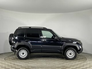 2023 Lada (ВАЗ) Niva Travel I, чёрный, 950000 рублей, вид 4
