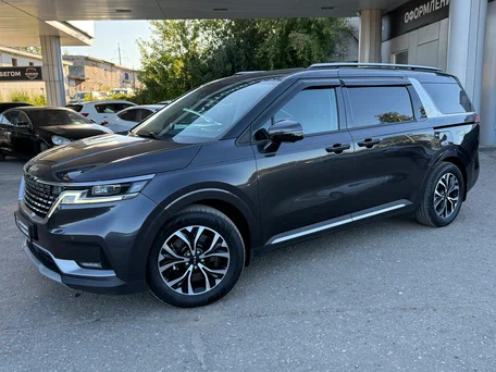 2023 Kia Carnival IV, серый, 4250000 рублей, вид 2