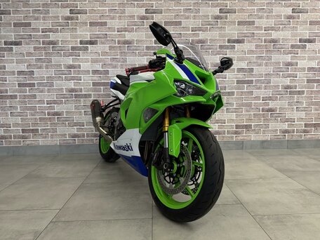 2024 Kawasaki ZX-6 Ninja, белый, 1295000 рублей, вид 4