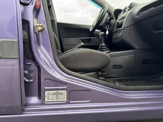 2006 Ford Fiesta Mk5, фиолетовый, 348000 рублей, вид 5