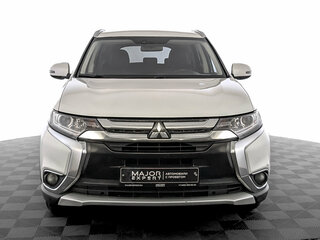 2018 Mitsubishi Outlander III Рестайлинг 2, белый, 1655000 рублей, вид 2
