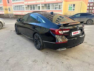 2017 Honda Accord X, чёрный, 2470000 рублей, вид 4