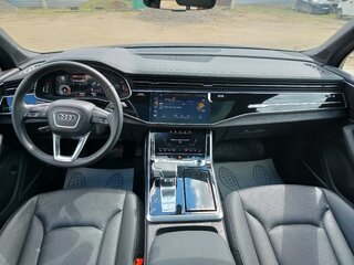 2024 Audi Q7 45 TFSI II (4M) Рестайлинг 2, серый, 9150000 рублей, вид 5