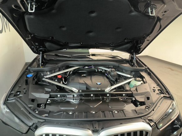 2025 BMW X5 Long 30Li IV (G05/G18) Рестайлинг, чёрный, 13950000 рублей - вид 23