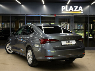 2021 Skoda Octavia IV (A8), серый, 2320000 рублей, вид 3