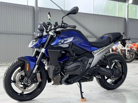 2025 BMW R 1300 R, синий, 2300000 рублей, вид 2