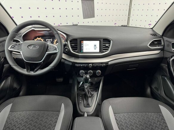 2026 Lada (ВАЗ) Vesta I Рестайлинг (NG), серебристый - вид 3