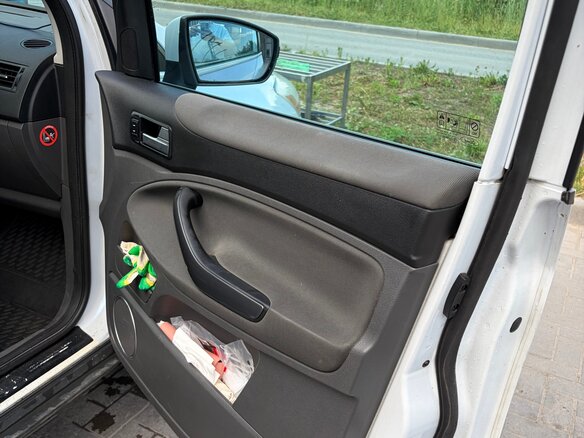 2009 Ford Kuga I, белый, 730000 рублей - вид 11
