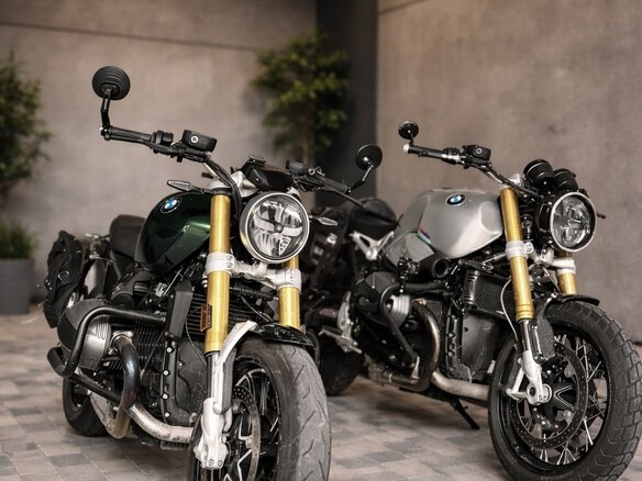2021 BMW R Nine T, серебристый, 1200000 рублей - вид 1