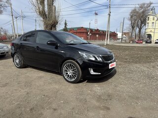 2012 Kia Rio 5-speed III, чёрный, 835000 рублей, вид 3