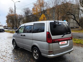 2001 Nissan Serena II (C24), серебристый, 450000 рублей, вид 5