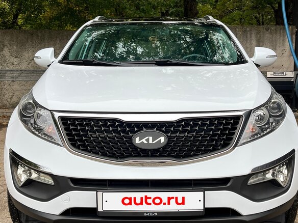 2011 Kia Sportage III, белый, 1370000 рублей - вид 1