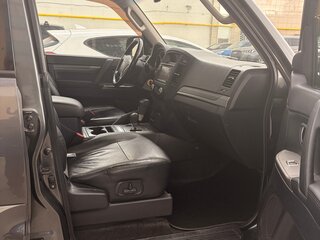 2012 Mitsubishi Pajero IV Рестайлинг 1, серый, 1950000 рублей, вид 5