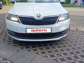 2017 Skoda Rapid I Рестайлинг, белый, 1100000 рублей, вид 4
