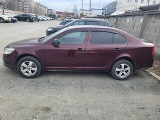 2009 Skoda Octavia II (A5) Рестайлинг, красный, 750000 рублей, вид 3