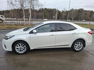2013 Toyota Corolla XI (E160, E170, E180), белый, 1200000 рублей, вид 4