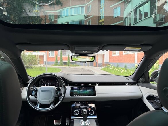 2020 Land Rover Range Rover Evoque II, белый, 4150000 рублей - вид 9