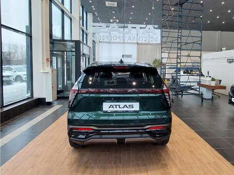 2026 Geely Atlas II, зелёный, 4239990 рублей, вид 5