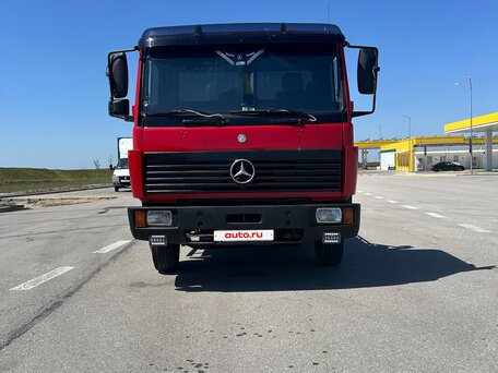 1997 Mercedes-Benz 814, красный, 2800000 рублей, вид 2