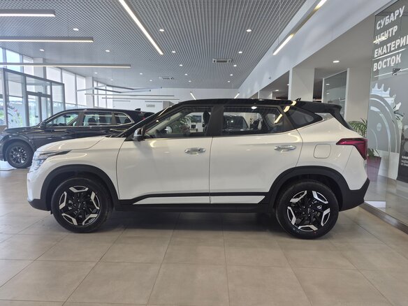 2026 Kia Seltos I Рестайлинг, белый, 2200000 рублей - вид 1