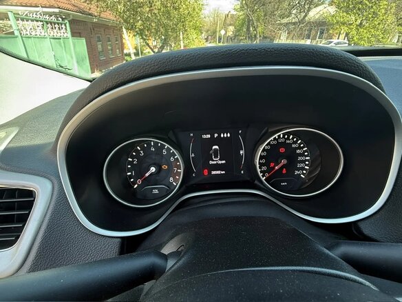 2020 Jeep Compass II, чёрный, 2200000 рублей - вид 5