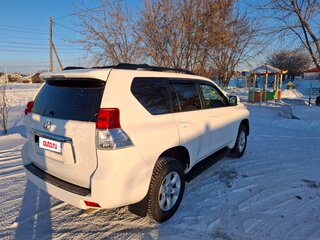 2012 Toyota Land Cruiser Prado 150 Series, белый, 3000000 рублей, вид 2