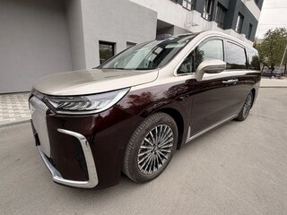 2026 Voyah Dream I Рестайлинг, чёрный, 10000000 рублей, вид 1