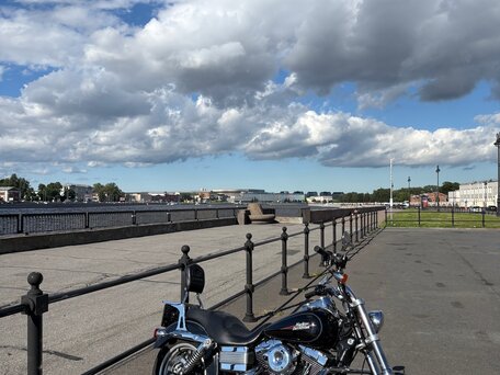 2010 Harley-Davidson Dyna Low Rider, чёрный, 700000 рублей, вид 4