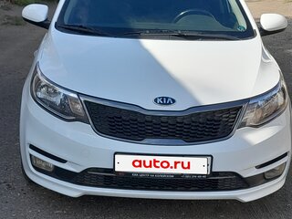 2016 Kia Rio III Рестайлинг, белый, 1180000 рублей, вид 2