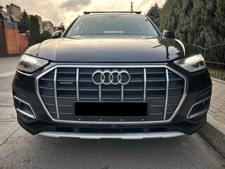 2021 Audi Q5 45 TFSI II (FY) Рестайлинг, чёрный, 3700000 рублей, вид 3