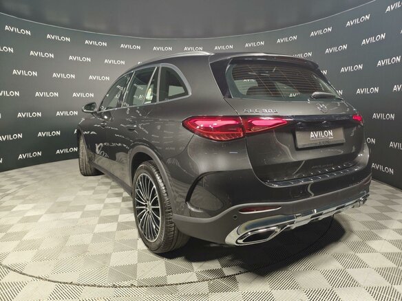 2025 Mercedes-Benz GLC 300 II (X254), серый - вид 2