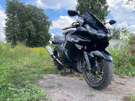 2006 Kawasaki ZZR 1400, чёрный, 680000 рублей, вид 1