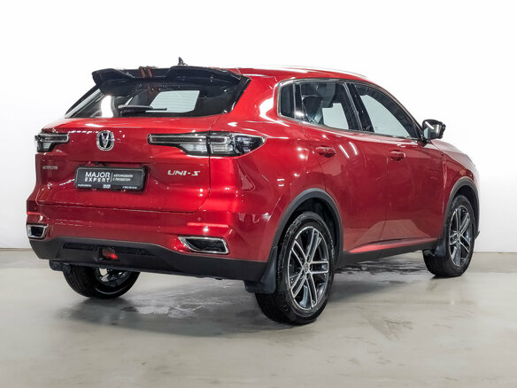 2025 Changan UNI-S I, красный - вид 4