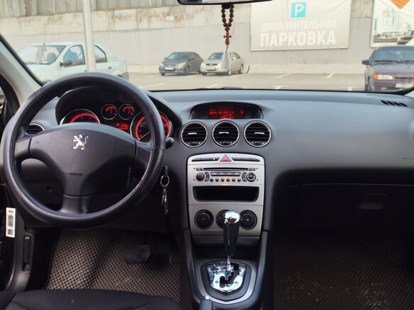 2010 Peugeot 308 I, чёрный, 580000 рублей - вид 9