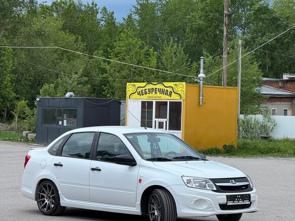 2017 Lada (ВАЗ) Granta Sport I, белый, 500000 рублей - вид 7