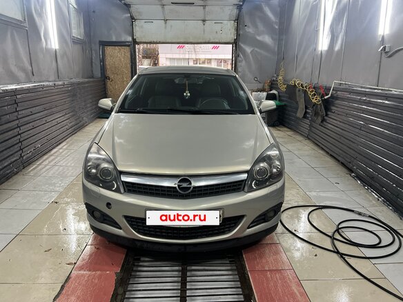 2007 Opel Astra GTC H Рестайлинг, бежевый, 370000 рублей