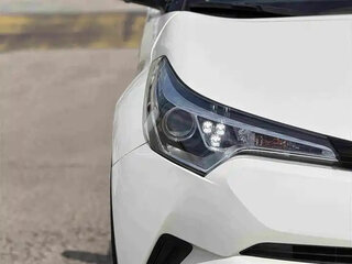 2022 Toyota C-HR I Рестайлинг, белый, 1580500 рублей, вид 5