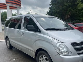 2010 Hyundai H-1 6-speed II, серебристый, 1250000 рублей, вид 3
