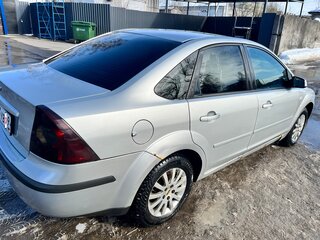 2005 Ford Focus II, серебристый, 330000 рублей, вид 3