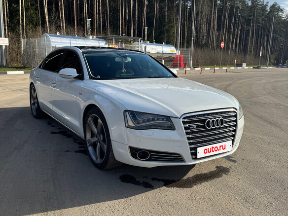 2011 Audi A8 Long III (D4), белый, 1800000 рублей