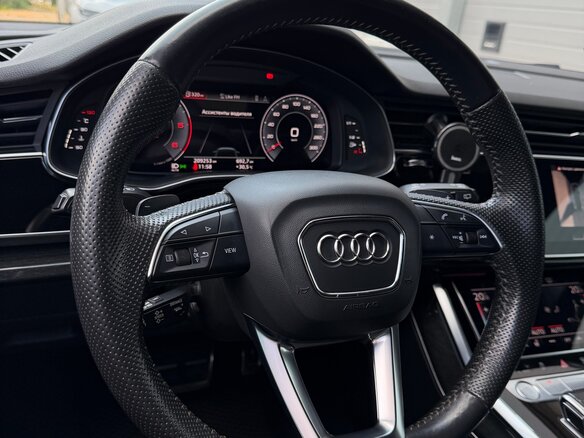 2020 Audi Q7 45 TDI II (4M) Рестайлинг, чёрный, 5900000 рублей - вид 8