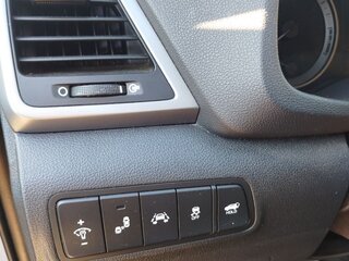 2016 Hyundai Tucson III, белый, 2000000 рублей, вид 5