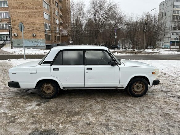 2000 Lada (ВАЗ) 2107, белый, 120000 рублей - вид 6