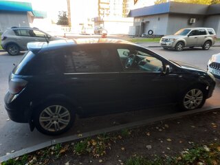 2006 Opel Astra H, чёрный, 215000 рублей, вид 4