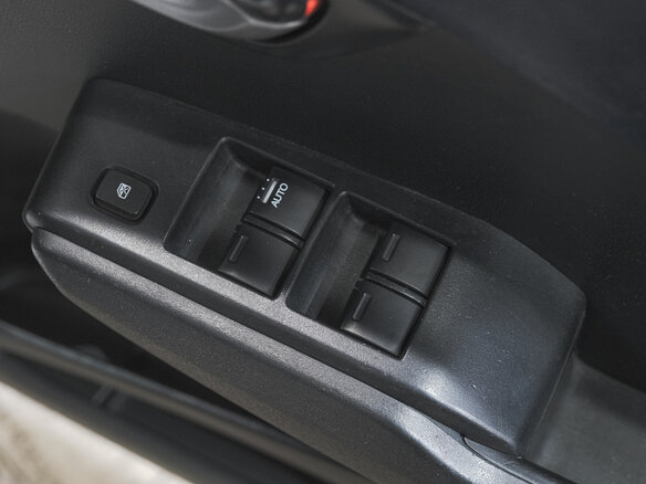 2010 Honda Fit II, белый - вид 18